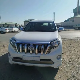 Toyota Land Cruiser Prado 2015