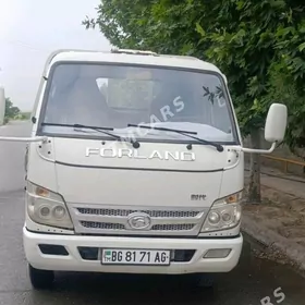 Şafýor işgár gözleýän