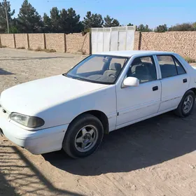 Hyundai Sonata 1992