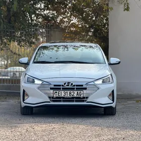 Hyundai Elantra 2020