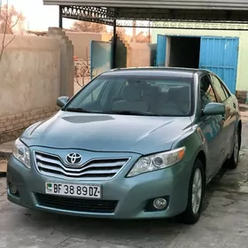 Toyota Camry 2011