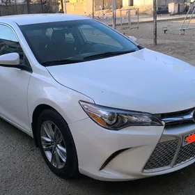 Toyota Camry 2017