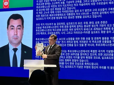 Посол Туркменистана в Южной Корее участвовал в открытии выставки в Кванджу