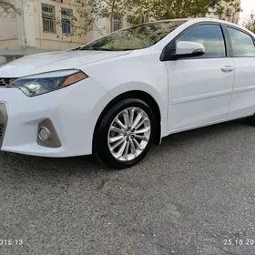 Toyota Corolla 2015