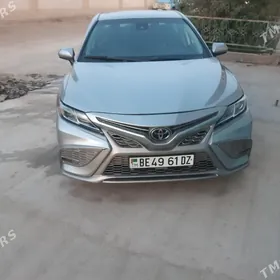 Toyota Camry 2022