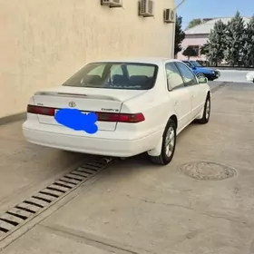 Toyota Camry 1998