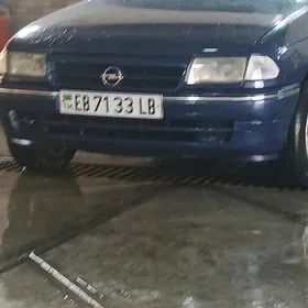 Opel Astra 1992