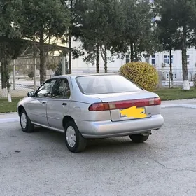 Nissan Sunny 1993