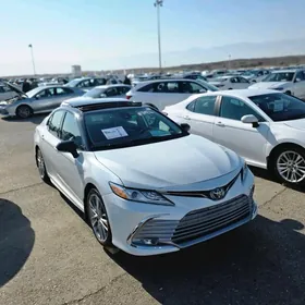 Toyota Camry 2022