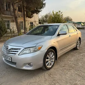 Toyota Camry 2010