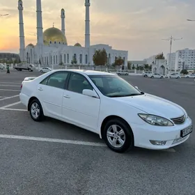 Toyota Camry 2005