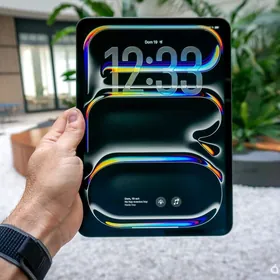 M5 iPAD Pro 11" 256gb Wi-Fi