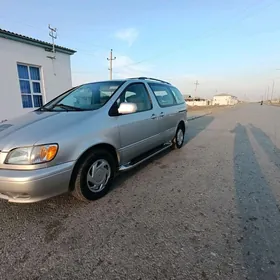 Toyota Sienna 2002