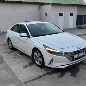 Hyundai Elantra 2021