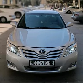 Toyota Camry 2010