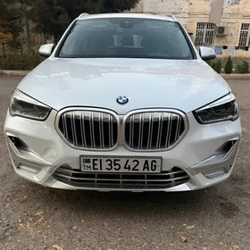 BMW X1 2021