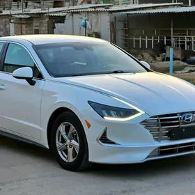 Hyundai Sonata 2022