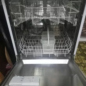 посуда моющая машина VESSEL