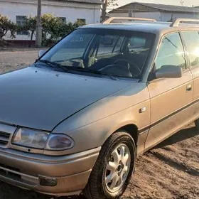 Opel Astra 1996
