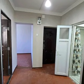 Водник 3нжи этаж 2комнат