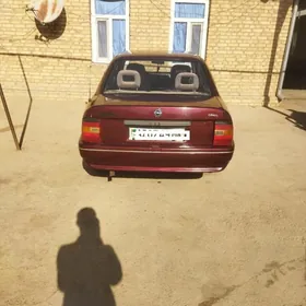Opel Vectra 1992