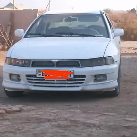 Mitsubishi Galant 1999