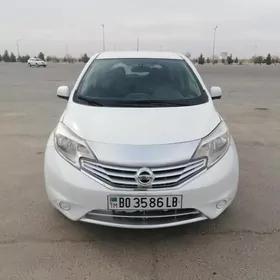 Nissan Versa Note 2013