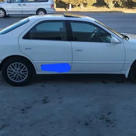 Toyota Camry 1998