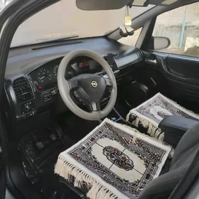 Opel Zafira 2002