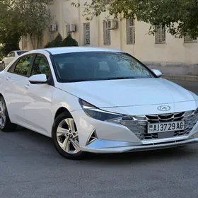 Hyundai Elantra 2021