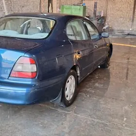 Daewoo Leganza 2000