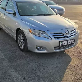 Toyota Camry 2010