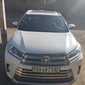 Toyota Highlander 2018