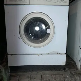 Стиральная машина Privileg 5кг