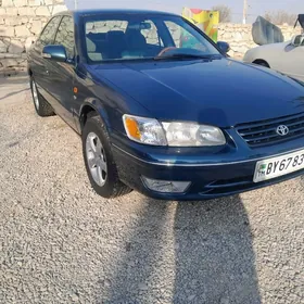 Toyota Camry 2001