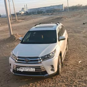 Toyota Highlander 2019