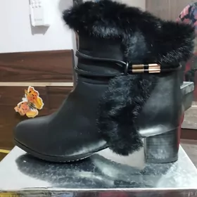 Чёрные сапоги