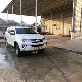 Toyota Fortuner 2017