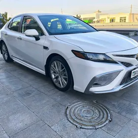 Toyota Camry 2022