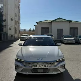 Hyundai Elantra 2025