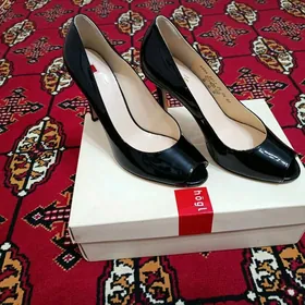 Туфли женские