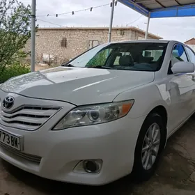 Toyota Camry 2010