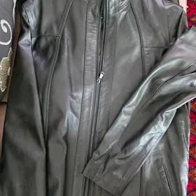 куртка,ботинки,туфли всё новое