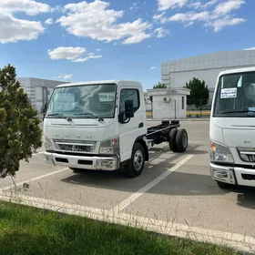Mitsubishi Canter 2025