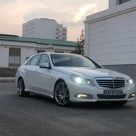 Mercedes-Benz E350 2011