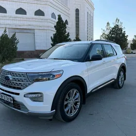 Ford Explorer 2022