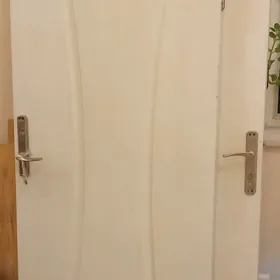 Двери МДФ б/у