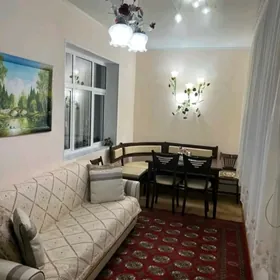 4мкр, 3 ком, 77м², хозяин