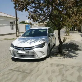 Toyota Camry 2017