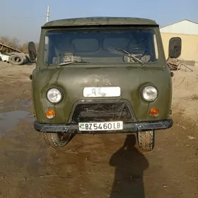 UAZ Profi 1984